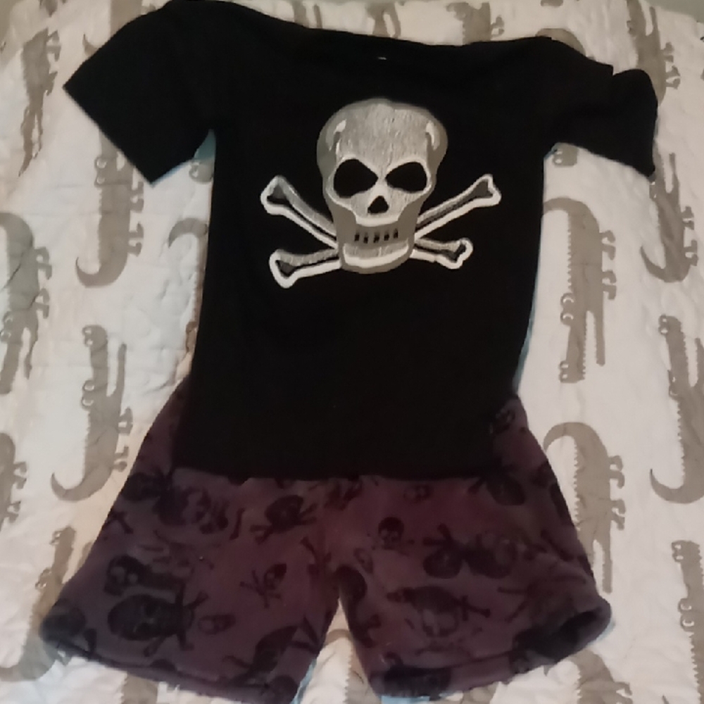 Black Skull and Crossbones T-Shirt with Fuzzy Shorts